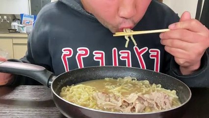 借金持ちの醤油ラーメン3/6