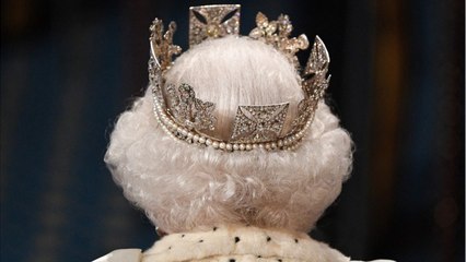 VOICI : 70 ans de règne de la reine Elizabeth II : pourquoi elle a appris la mort de son père des heures après l’annonce officielle