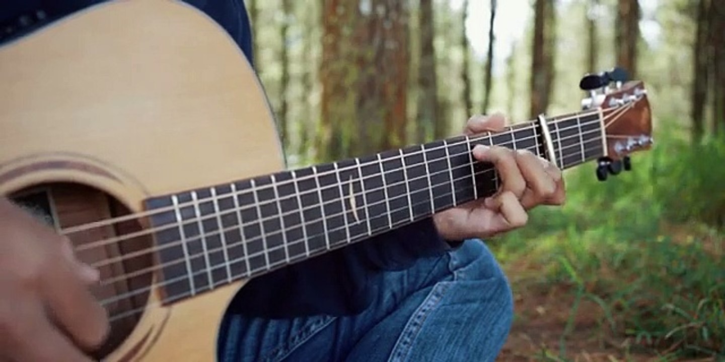Yellow-Coldplay-Fingerstyle-Guitar-