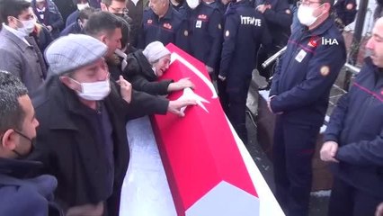 Son dakika haberleri! 189 günlük yaşam savaşını kaybeden itfaiye eri son yolculuğuna uğurlandı