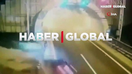 Kocaeli’nde tünel girişinde korkunç kaza saniye saniye kamerada