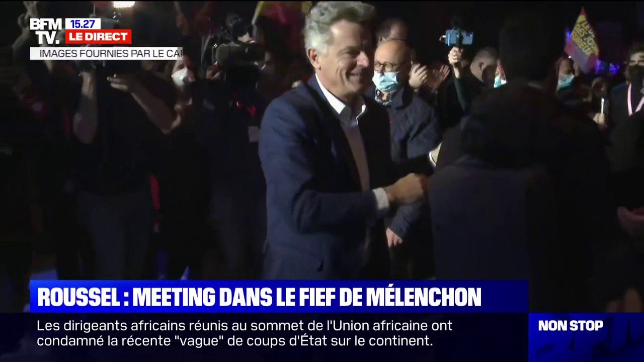 L'entrée de Fabien Roussel pour son meeting de campagne à Marseille