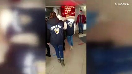 Τουρκία: Πέντε συλλήψεις για προσβολή κατά του Ερντογάν μετά την ανακοίνωση ότι περνά COVID-19