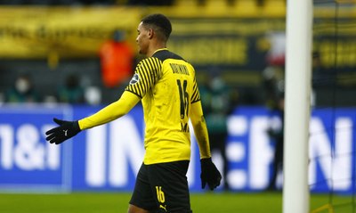 Bundesliga - Zagadou, Akanji... Dortmund encaisse un but wtf !