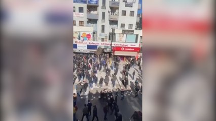 Elektrik zamları Diyarbakır ve Mardin'de halkı sokağa döktü, polis müdahale etti