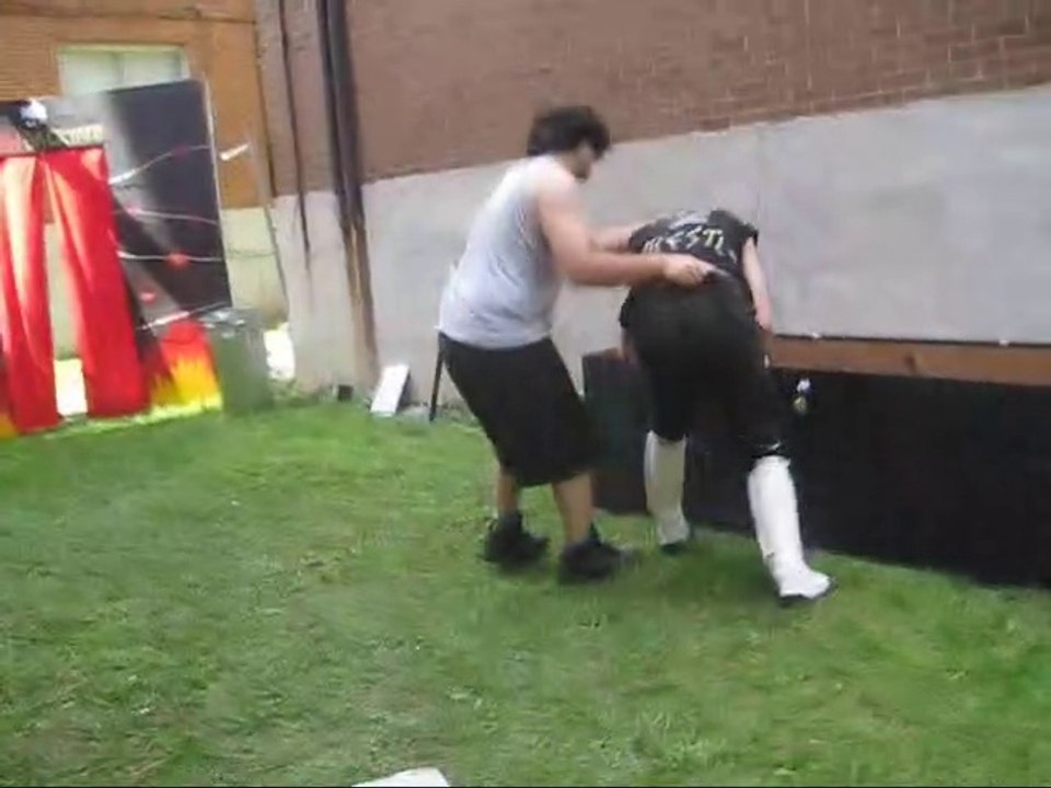 Casket Match - Ric Roberts VS Matt Rage - CHW Backyard Wrestling