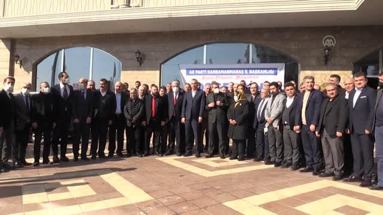 Son dakika haberleri | KAHRAMANMARAŞ - Mahir Ünal: "İngiliz büyükelçileri ile görüşerek iktidar arayışında olanlara Abdal Halil Ağa'nın selamını söylemek gerekir"