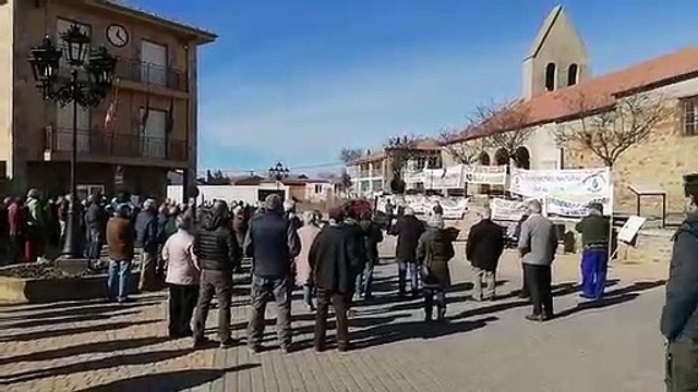 Concentración contra las macrogranjas