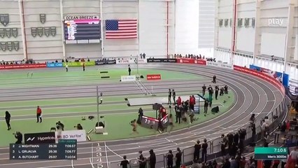 Adel Mechaal hace historia y marca nuevo récord en los 3.000 metros en pista cubierta