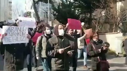 İstanbul'da ''karanlığa, soğuğa mahkum değiliz'' eylemi