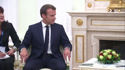 Crisi NATO-Russia, Macron atteso a Mosca