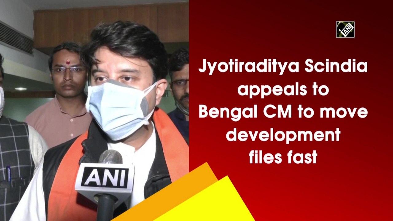 Scindia accuses Mamata govt of delaying development projects