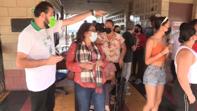 Expresidente Figueres y evangélico Alvarado lideran votación en Costa Rica