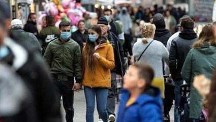 İngiltere tüm Kovid-19 kısıtlamalarını bu ay kaldırmayı planlıyor