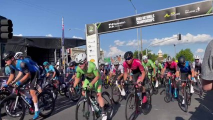 The start of the Men's elite criterium at the 2022 RoadNats in Ballarat - The Courier - 14/01/2022