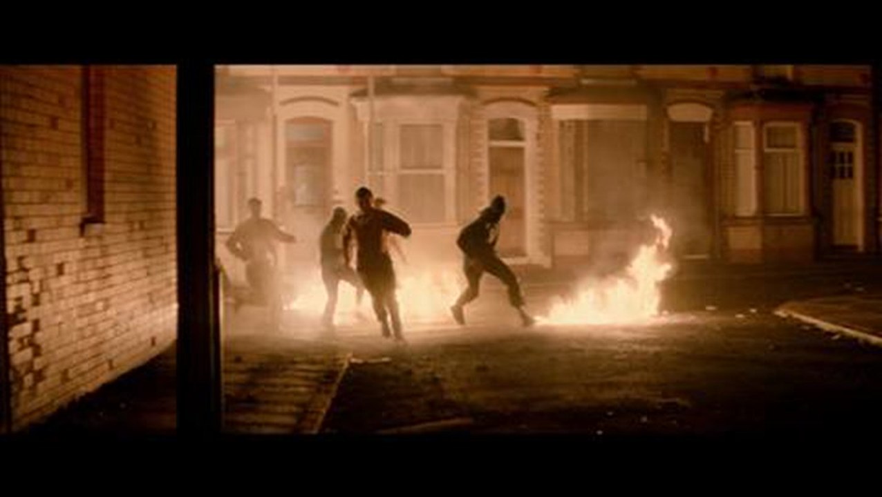 71 - Trailer