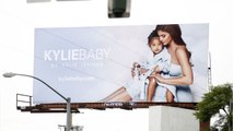 GALA VIDEO - PHOTO – Kylie Jenner maman pour la 2e fois : elle dévoile un cliché de son bébé