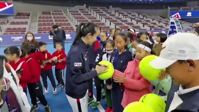 Peng Shuai sort du silence, la star chinoise du tennis évoque un énorme malentendu