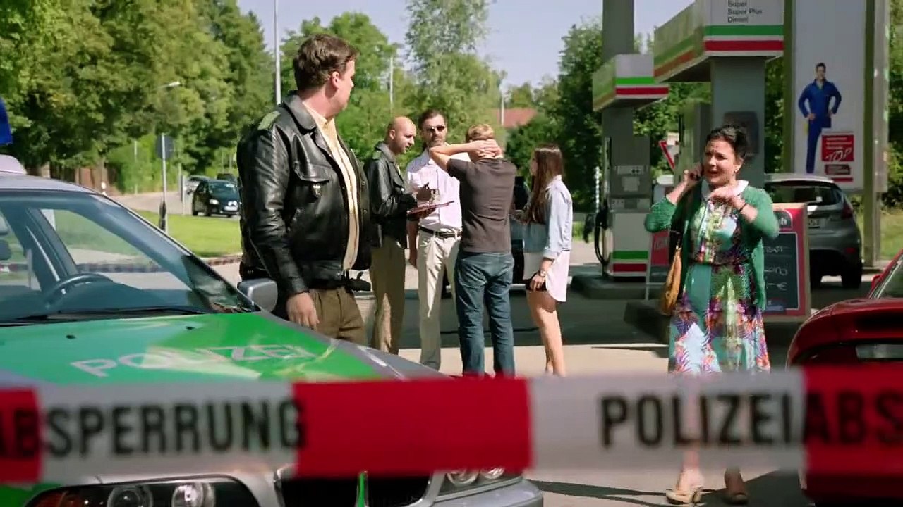 Die Rosenheim-Cops (298) Staffel 14 Folge 6 - Mord in der Waschstraße