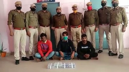 पूर्व दस्यु लारा के भाई से हथियार खरीदने वाले तीन गिरफ्तार, पिस्टल, कट्टा और कारतूस बरामद...देखें वीडियो