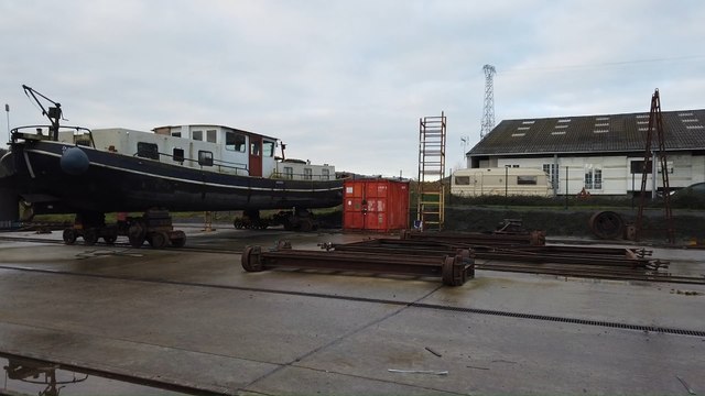 Seilles (Andenne) : des contrats à durée déterminée pour sauver le chantier naval Meuse et Sambre