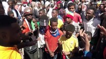 الشرطة السودانية تطلق الغاز المسيل لتفريق تظاهرات ضد الانقلاب العسكري في الخرطوم