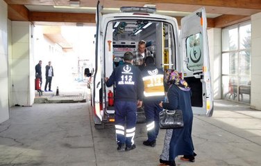 ESKİ KAYINPEDERİNİ KARDEŞİYLE BİRLİKTE DÖVÜP BIÇAKLADI