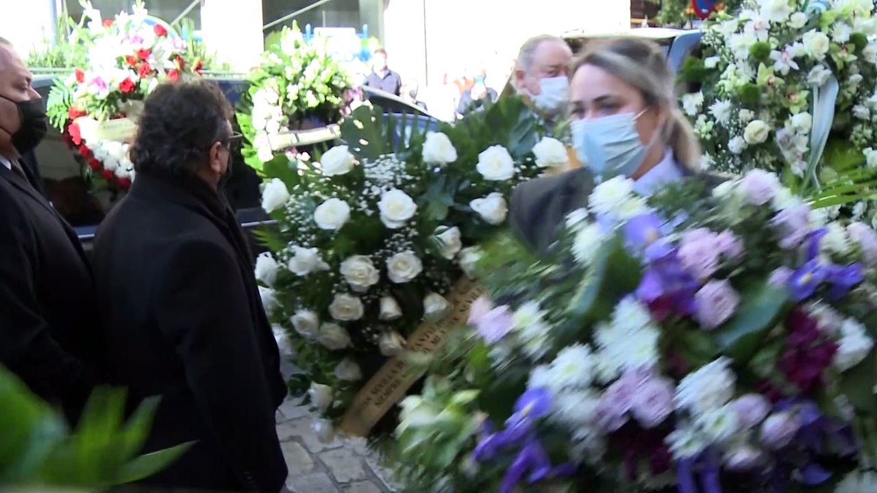 Multitudinario último adiós a Pascual González, fundador de 'Cantores de Híspalis'