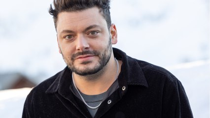 GALA VIDEO - Kev Adams complexé ? “Je ne me regarde jamais dans un miroir”