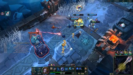 Orianna e Poppy são capazes de levar todo o time inimigo no LoL