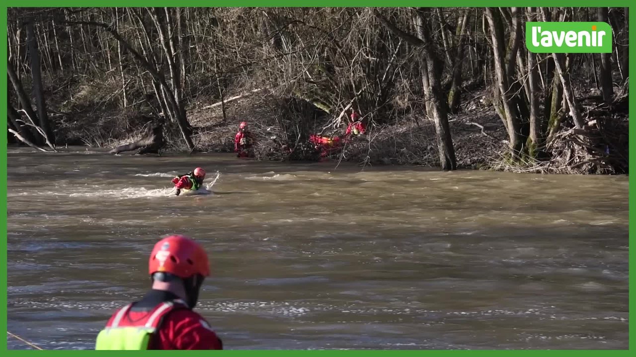 Dinant: Des pompiers formés au sauvetage en eaux vives