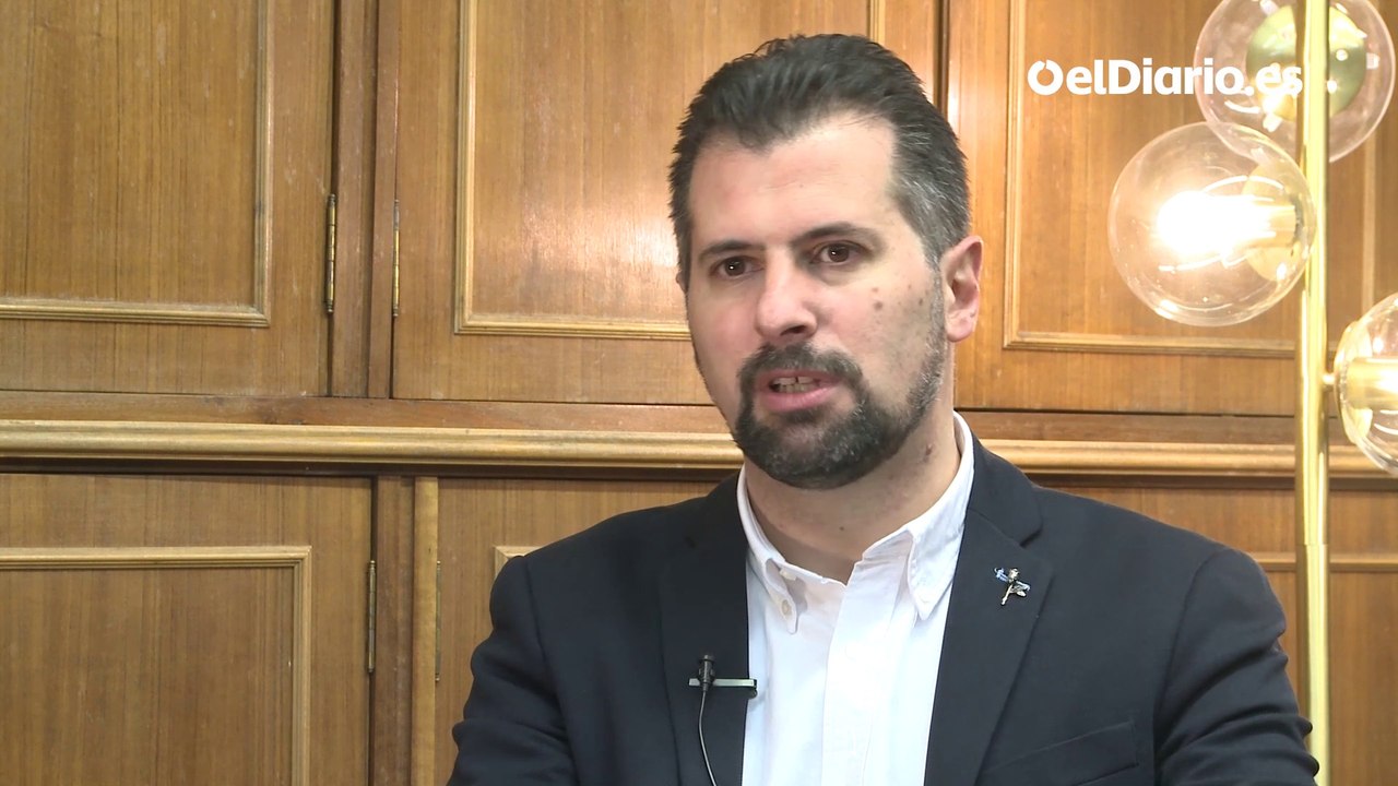 Luis Tudanca: "Tiene que haber un gobierno de cambio, llevamos con un gobierno del PP que ha hecho mucho daño a esta tierra"