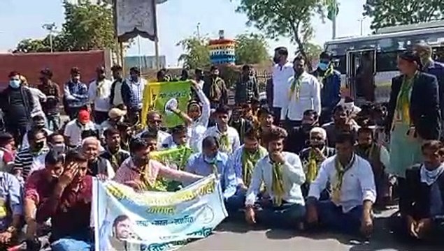 रीट पेपर लीक मामले में आरएलपी ने किया प्रदर्शन