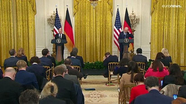 A Washington il cancelliere tedesco Scholz parla con Biden dell'Ucraina