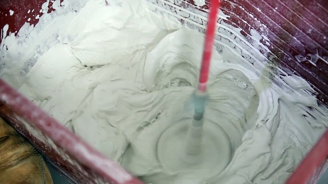 Les Tutos Maison & Travaux - Comment jointer du carrelage ?