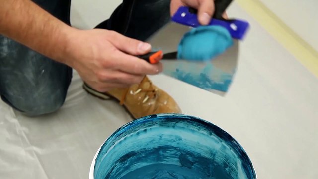 Les Tutos Maison & Travaux - Comment appliquer un enduit décoratif ?