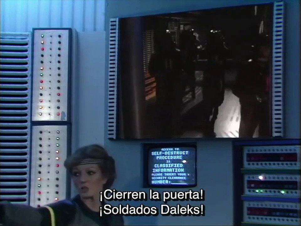 Doctor Who clásico Temporada 21 episodio 13 "Resurrection of the Daleks part 3" (subtítulos en español)