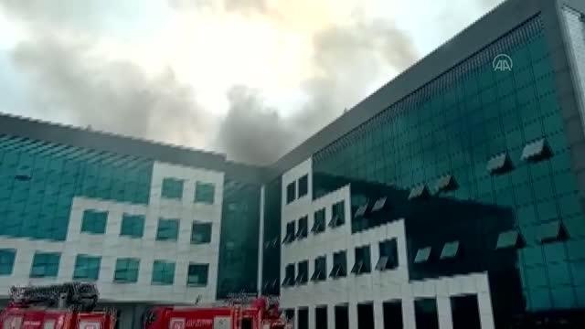 Son dakika haber! Giresun Üniversitesi Turizm Fakültesi binasının çatısında çıkan yangın kontrol altına alındı