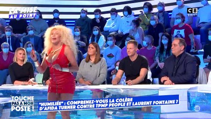Revoir un extrait du grand spectacle d'Afida Turner hier soir sur le plateau de "Touche pas à mon poste" : Insultes, coups de gueule, scandale et sortie en star !