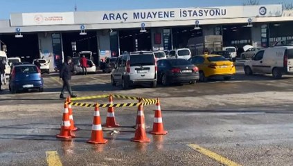 Muayene istasyonunda servis aracının çarptığı kadın öldü