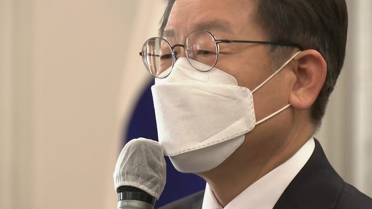[뉴스큐] 이재명, 중도 확장 속도...야권, 단일화 기싸움 / YTN