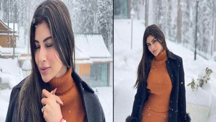 Mouni Roy honeymoon पर ले रही है वादियों का मजा, पति Sooraj Nambiar से खिंचवाई ये photo   FilmiBeat