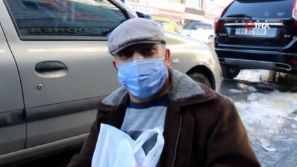 Üzerine düşen buz sarkıtı yaraladı, o belediyeyi suçladı