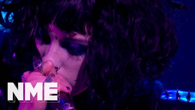 Pale Waves play 'There's A Honey' live | VO5 NME Awards 2018