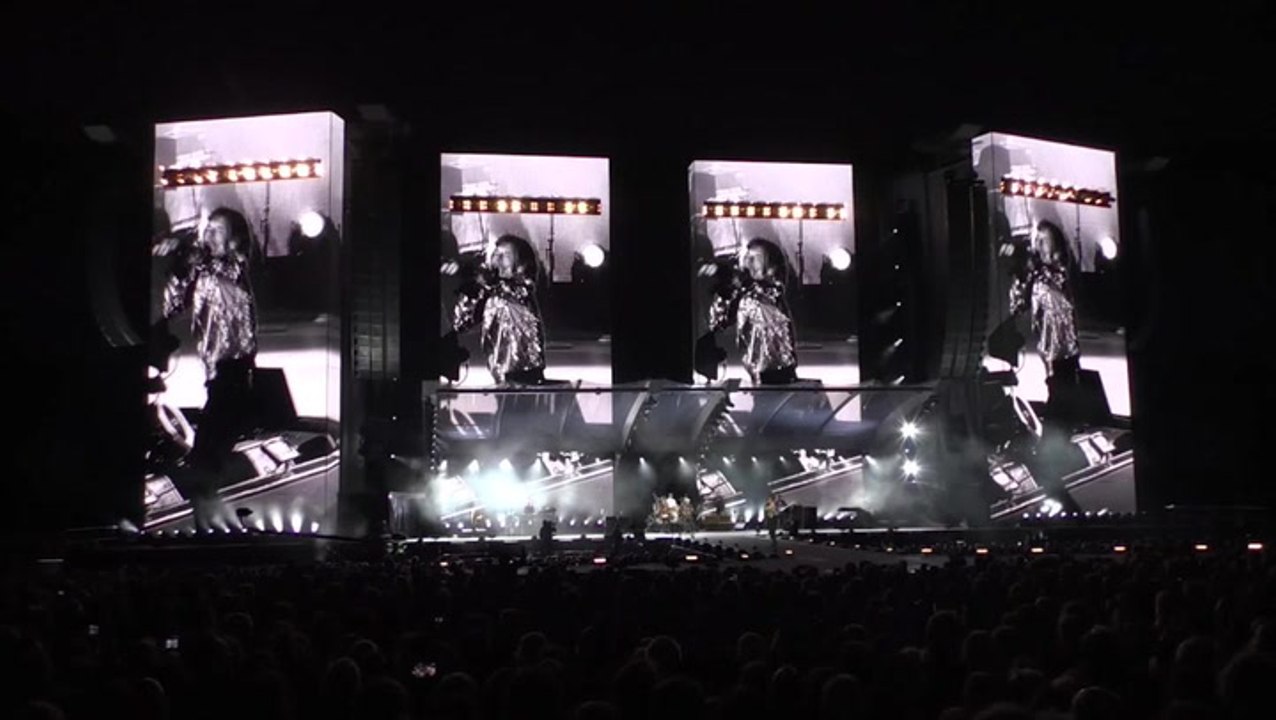 The Rolling Stones perform 'It's Only Rock N' Roll' live in Hamburg