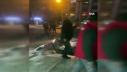 Bahçelievler'de yaşı küçük ehliyetsiz sürücü dehşet saçtı, o anlar kamerada