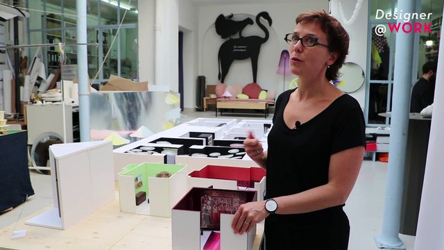 Constance Guisset en actions aux Arts Décoratifs