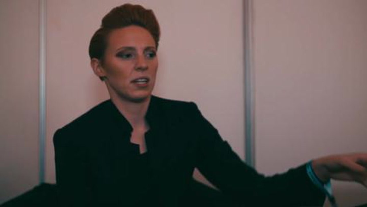 La Roux On Kanye West: "Whatever I've Said About Him, I Want To See Him At Glastonbury"