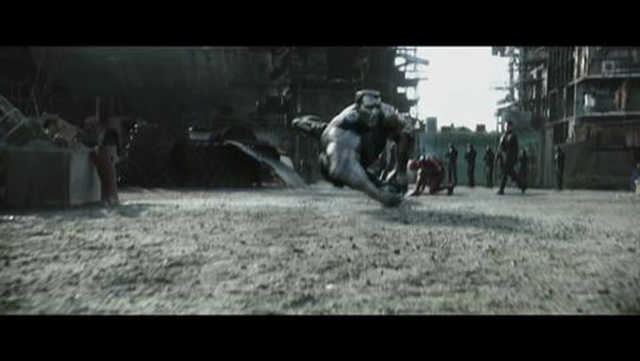 Deadpool Clip - Superhero Landing
