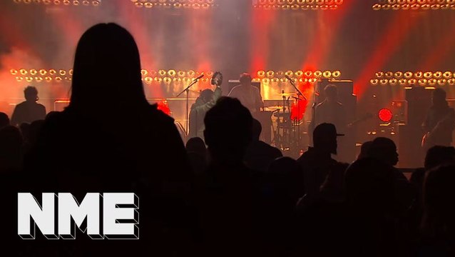 Liam Gallagher plays 'Cigarettes & Alcohol' live | VO5 NME Awards 2018
